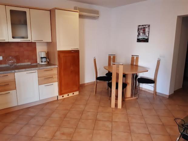 Apartmani Delas ペシュチャーナ・ウヴァラ エクステリア 写真