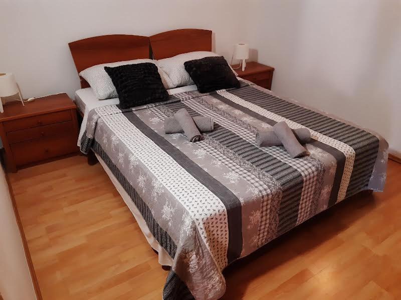 Apartmani Delas ペシュチャーナ・ウヴァラ エクステリア 写真